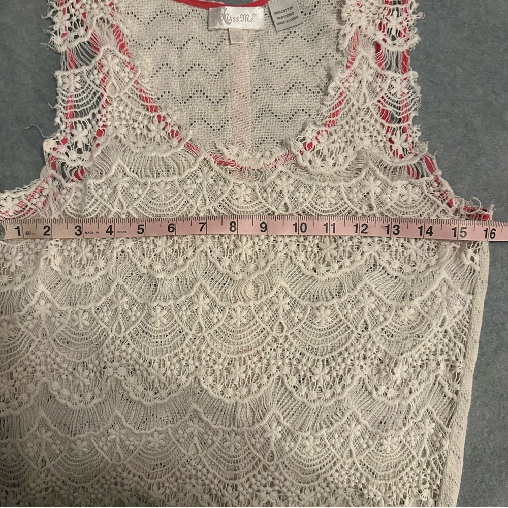 Miss Me cream crochet tank sheer size M - Picture 5 of 5